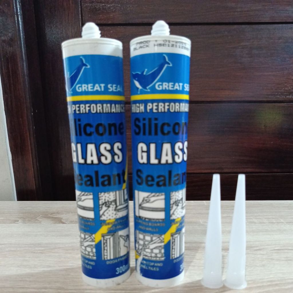 Silicone sealeant/lem silicone/ warna hitam