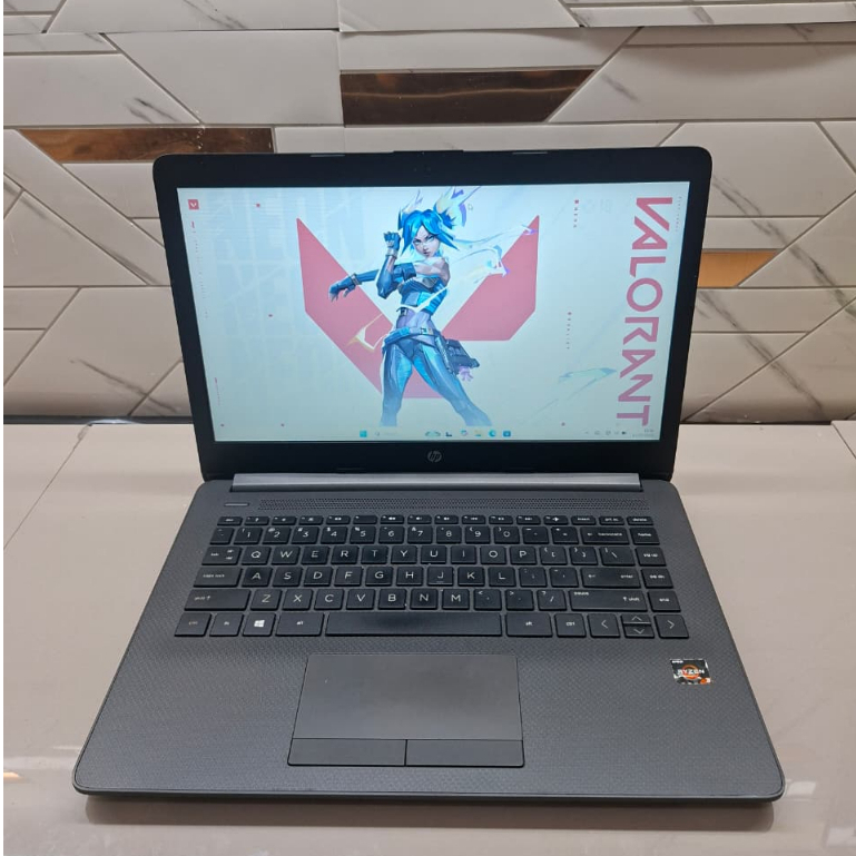 LAPTOP SECOND Hp 245 G7  Amd ryzen 3 3250U  Ram 8gb Ssd 256gb  Layar 14 inchi