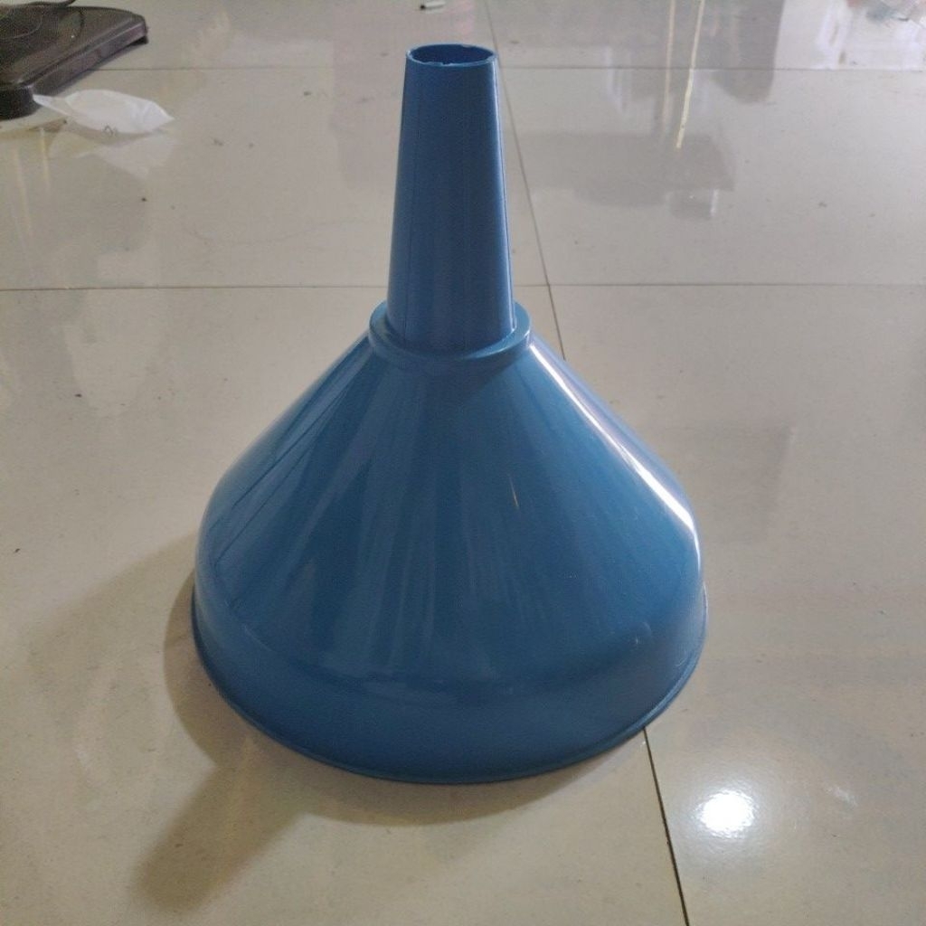 Torong Plastik Serbaguna | Torong 25 Taiwan  - 25 cm, Tahan Lama, Mudah Digunakan, Warna Acak