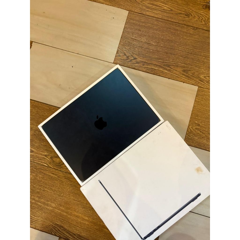 MacBook Air M4 (2025)