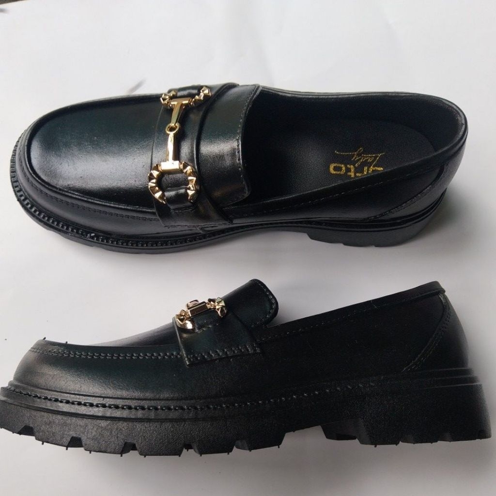 Pansus Docmart  Cewek Bahan Karet