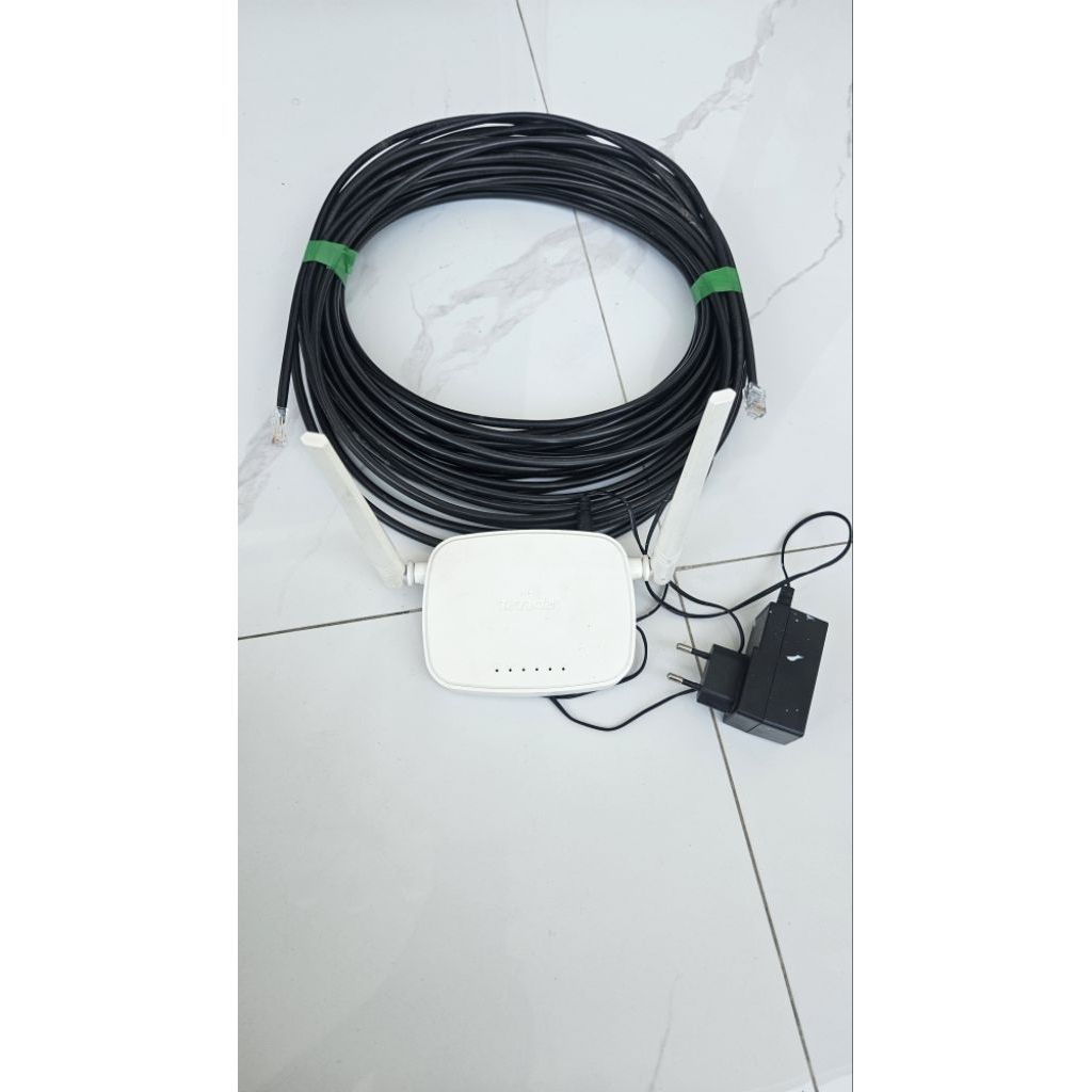 Router Tenda N301 + Kabel Lan outdoor