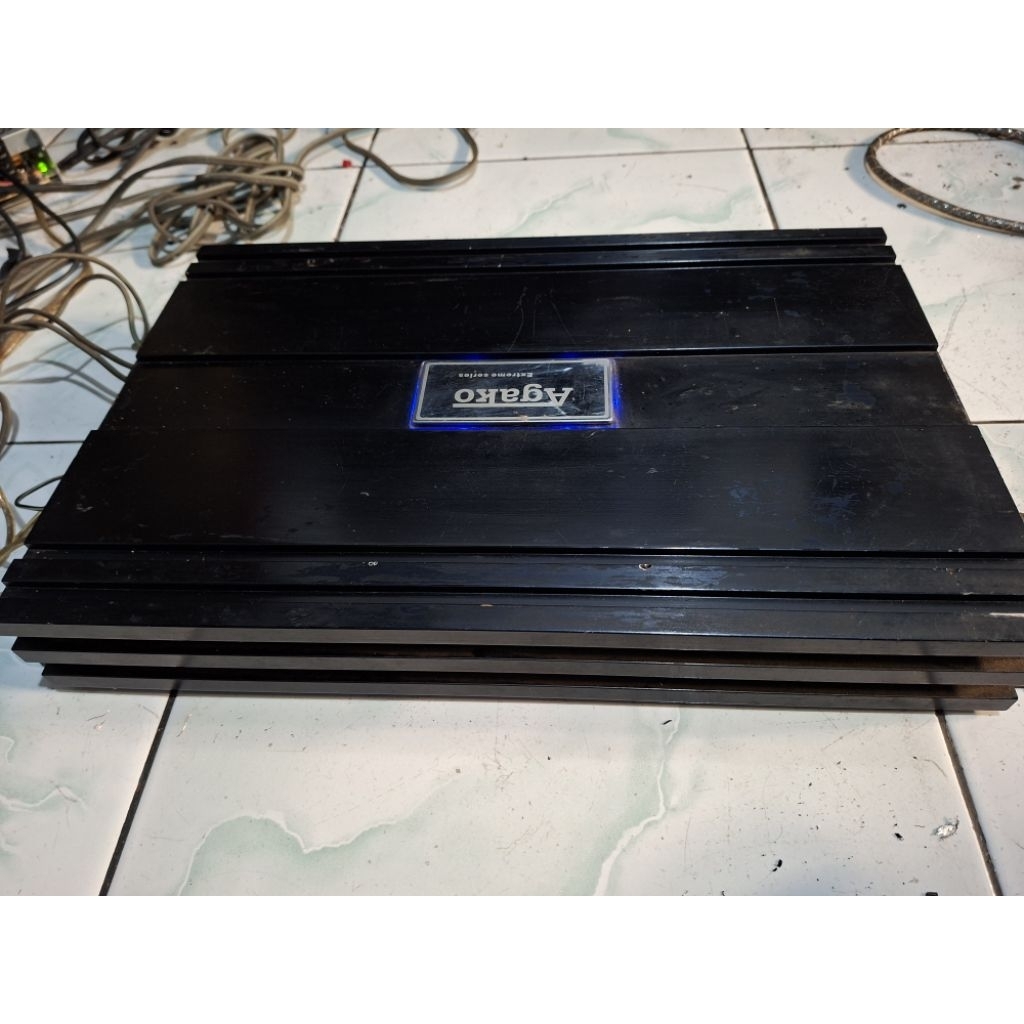 Power mobil Monoblock Agako XT-6001 bekas normal
