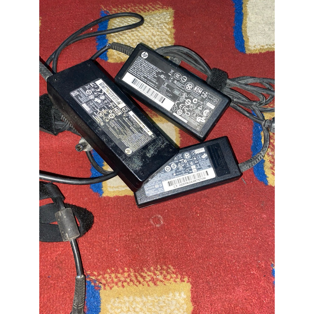 Adaptor laptop Merk hp second