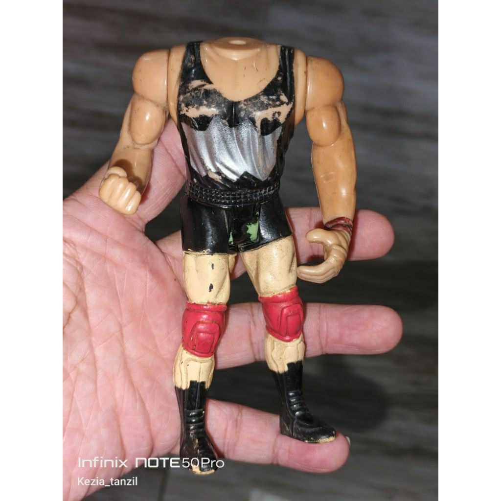 ACTION FIGURE FIGUR SUPERHERO SUPER HERO WWE SMACK DOWN MINUS JUNK ARTIKULASi