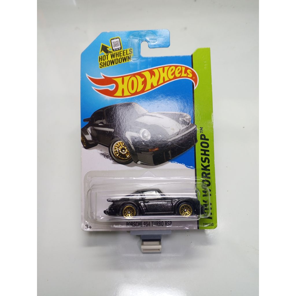 Hot wheels Porsche 934 turbo rsr black