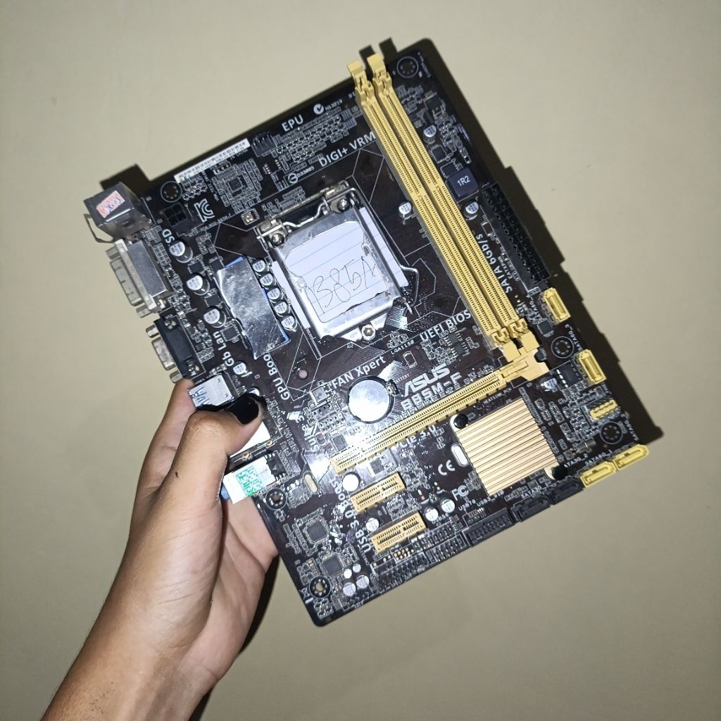 Motherboard Asus B85m   Diatas H81m