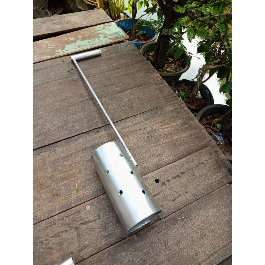 ALAT PELUBANG MULSA BAKAR