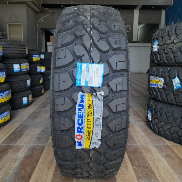BAN SEMI OFFROAD MERK FORCEUM MT 08 PLUS 265 65 R17