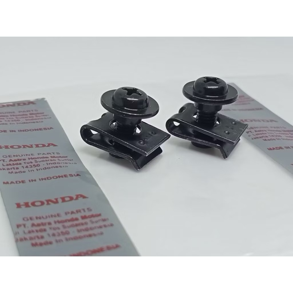 ORIGINAL BAUT COVER TUTUP AKI SET DENGAN KLIP Honda beat Fi eco Scoopy dll UNIVERSAL