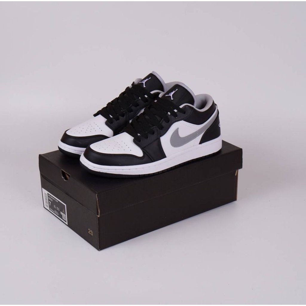 Nike Air Jordan Low Black Medium Grey
