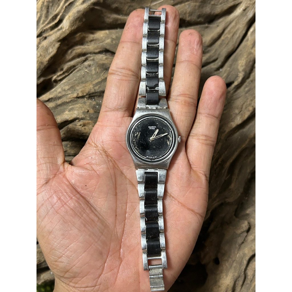 Jam Swatch AG 2010 Swiss Made Original Strap Original Bahan Mati Vintage Rare