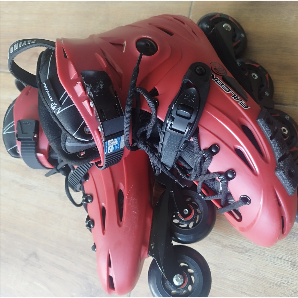 Sepatu Roda Inline Skate Pemula Flying Eagle Falcon Preloved / Bekas