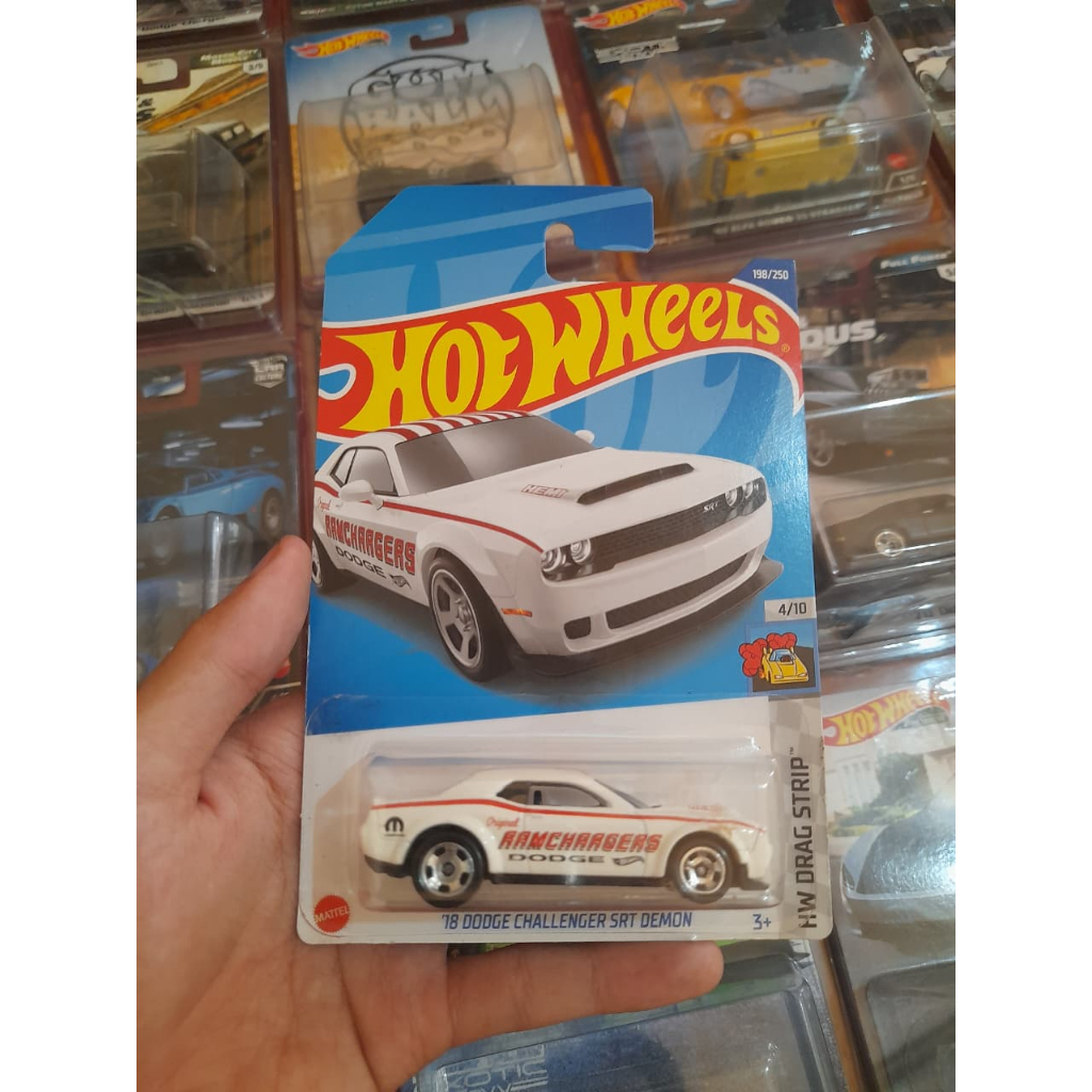 Hot Wheels 18 DODGE CHALLENGER SRT DEMON