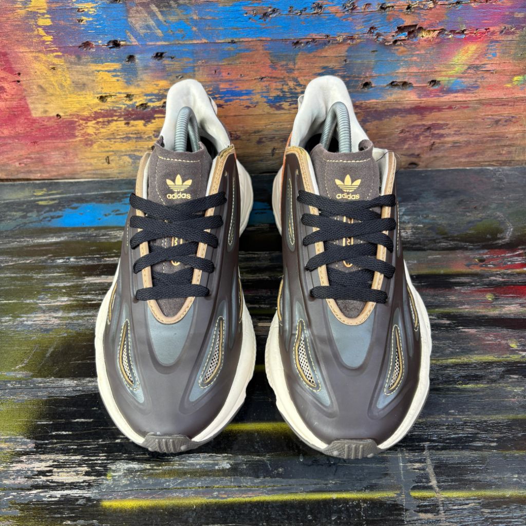 sepatu pria sneakers ADIDAS ozweego dark brown