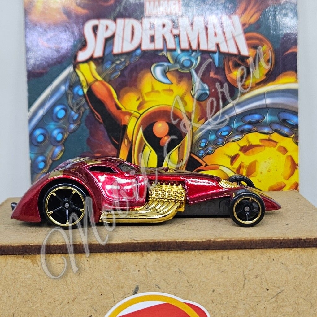 Diecast Hot Wheels Loose Mulus Marvel Ultimate Spiderman Iron Spider Hammered Coupe red