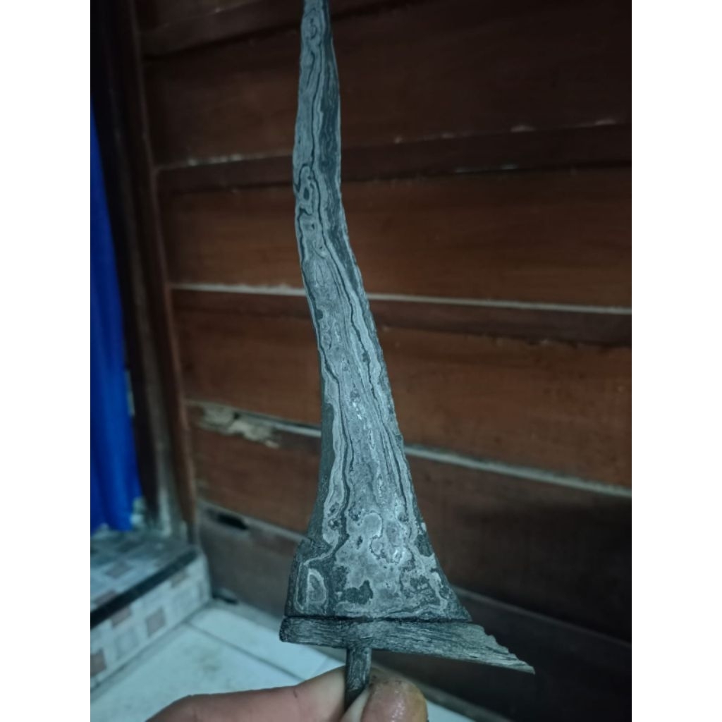 keris jangkung mojopait .sepuh bekas kolektor.