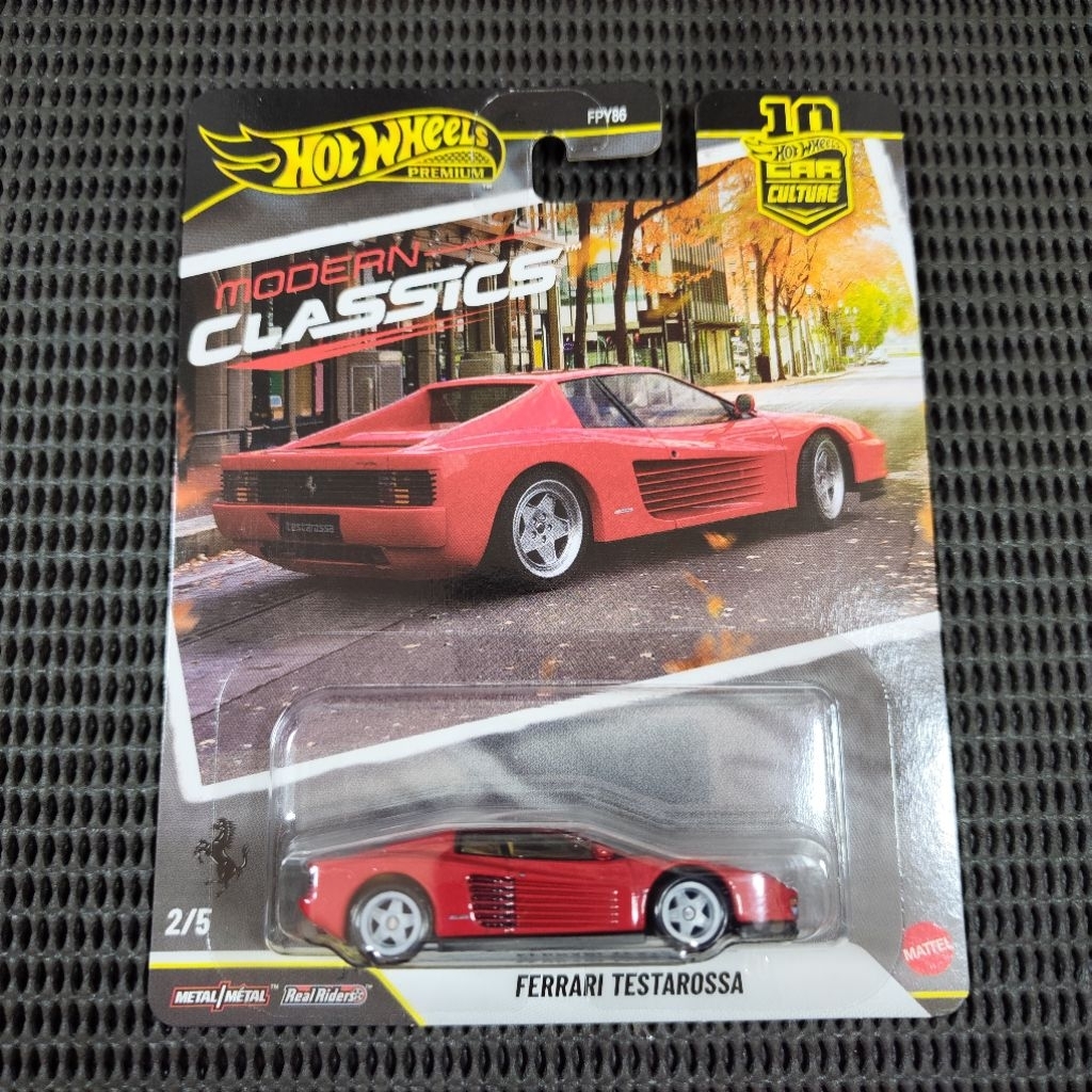 HOT WHEELS PREMIUM FERRARI TESTAROSSA MODERN CLASSIC