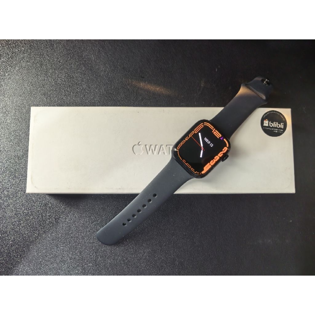 Apple Watch Series 9 - 45mm ( Second ), Full Set - free straps
