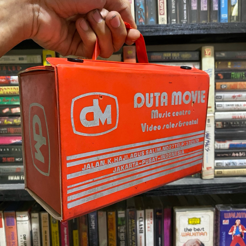 Kotak penyimpanan kaset Pita (box kaset pita)