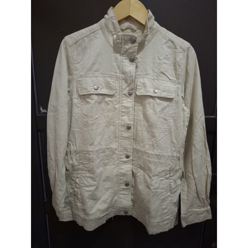 JAKET PARKA WANITA WARNA BROKEN WHITE BAHAN DENIM MEREK GAP SIZE L