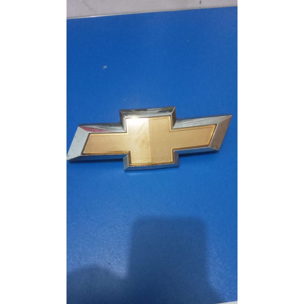 hemblem logo Chevrolet
