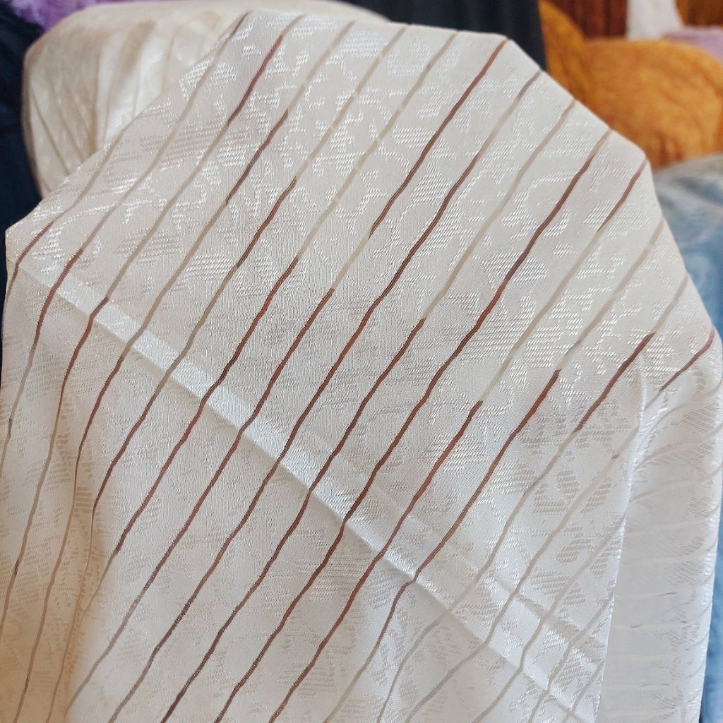 kain motif salur terbaru - kain motif premium  - kain embos meteran  - kain kebaya ( BW ) 1D