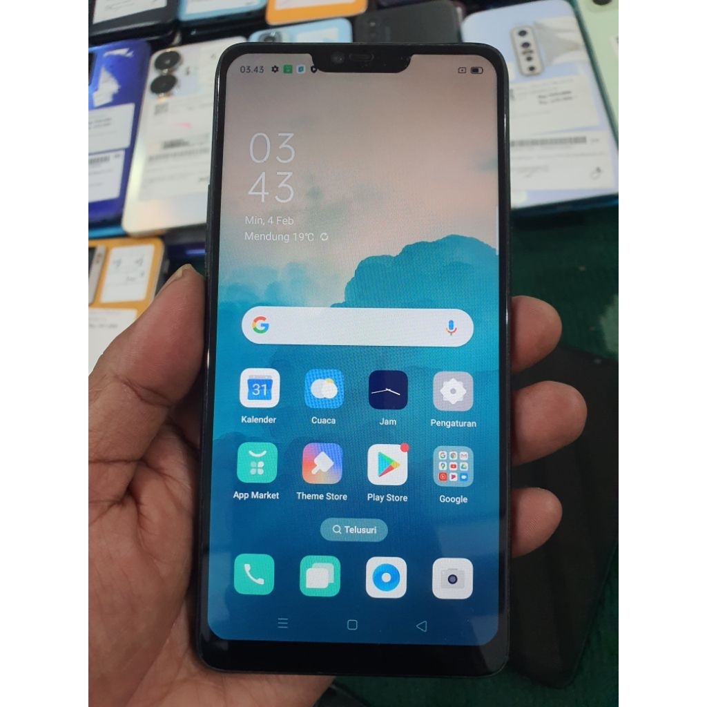 OPPO F7 RAM 4/64 SECOND
