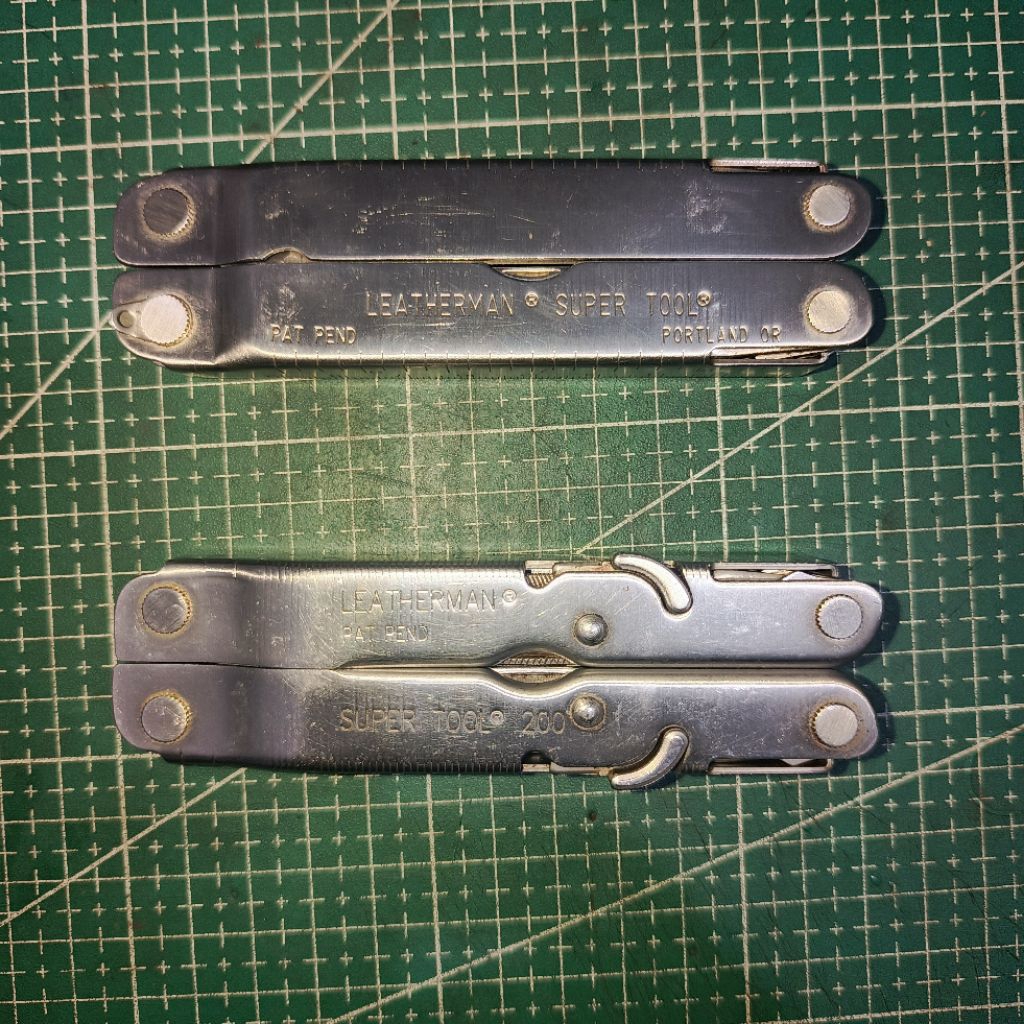 Leatherman SUPERTOOL dan SUPER TOOL 300 EOD Supertool 200 Full size multitools large pliers disconti