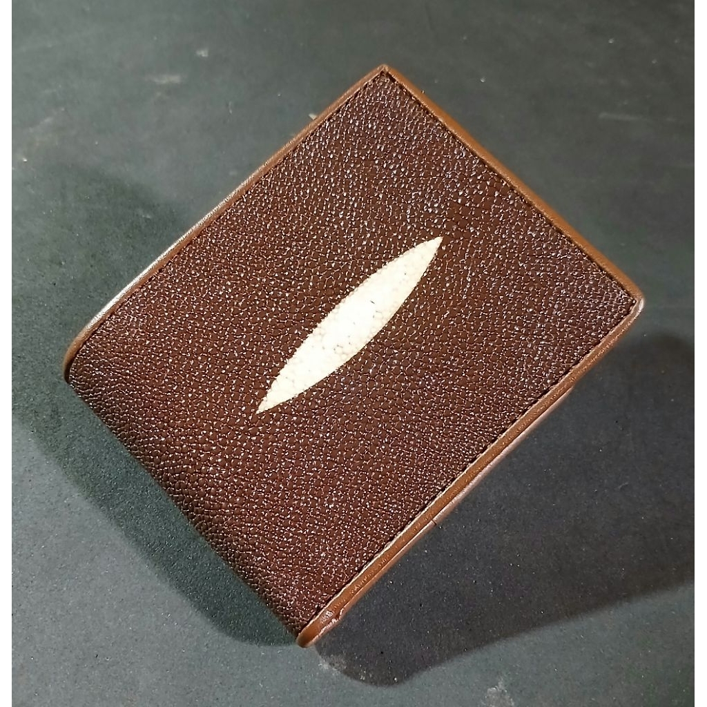 Dompet kulit Ikan Pari