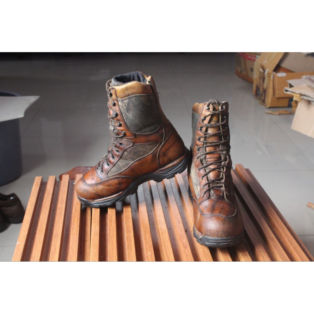 Sepatu boot hiking keren mantul brand mahal" Danner " Gerotex upper kulit asli outsole kokoh.US 11 s