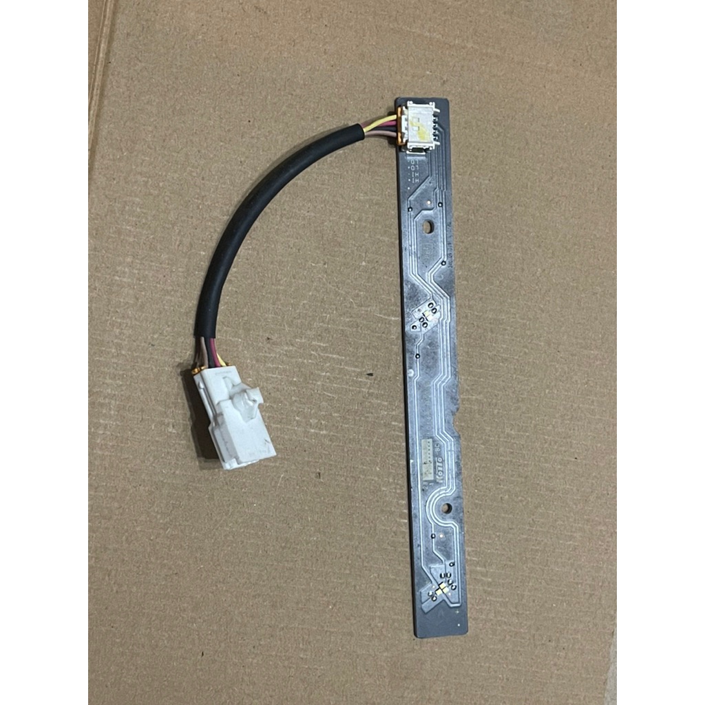 Emiter led lampu depan Calya Sigra