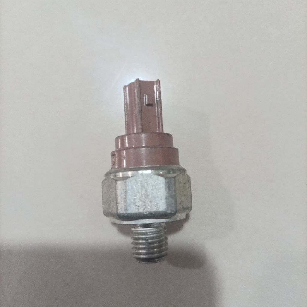 SWITCH OLI MOBIL HONDA JAZZ CITY FREED BRIO ORIGINAL