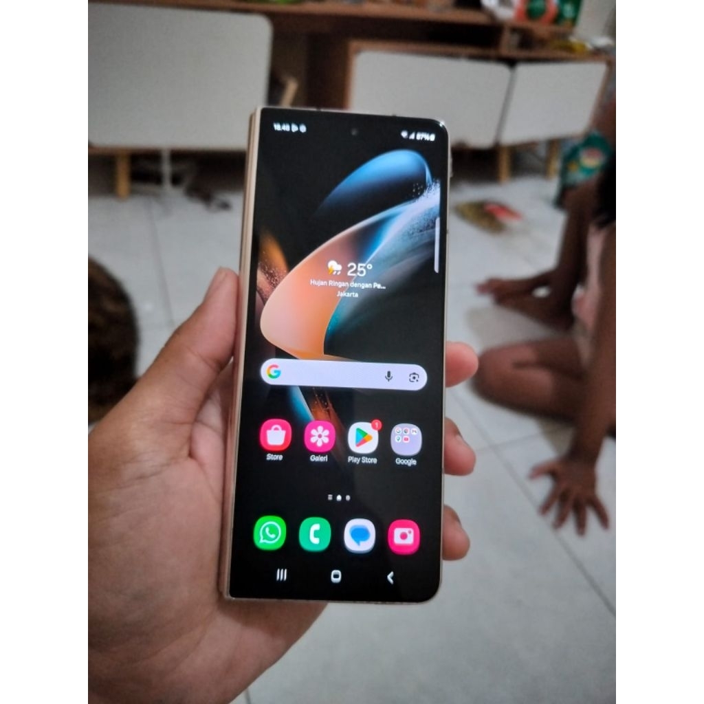 z fold 4 minus lcd dalam pesanan Efbe