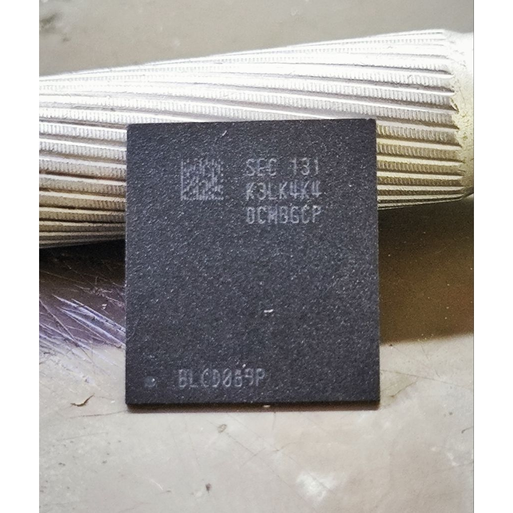 IC RAM LPPDR5X 12GB K3LK4K40CM