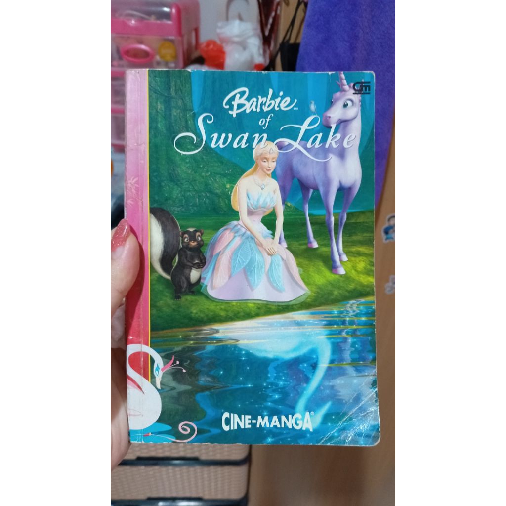 Komik Barbie Swan Lake