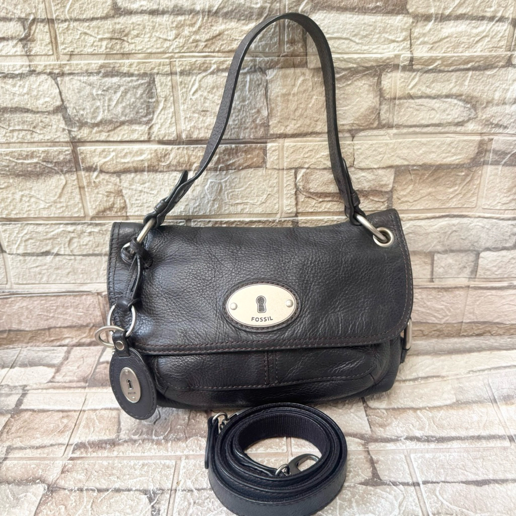 667# NET-Preloved Fossil Maddox Convertible Black