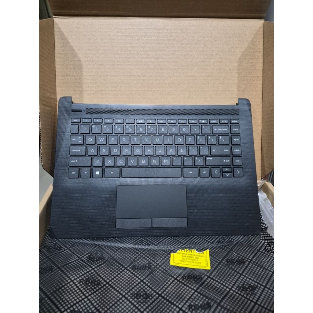 Palmrest Case Tengah Laptop HP 14CM 14T-CM 14Z-CM 14-CK  HP 240 G7 L23239-001 6070B1306301  Black 14