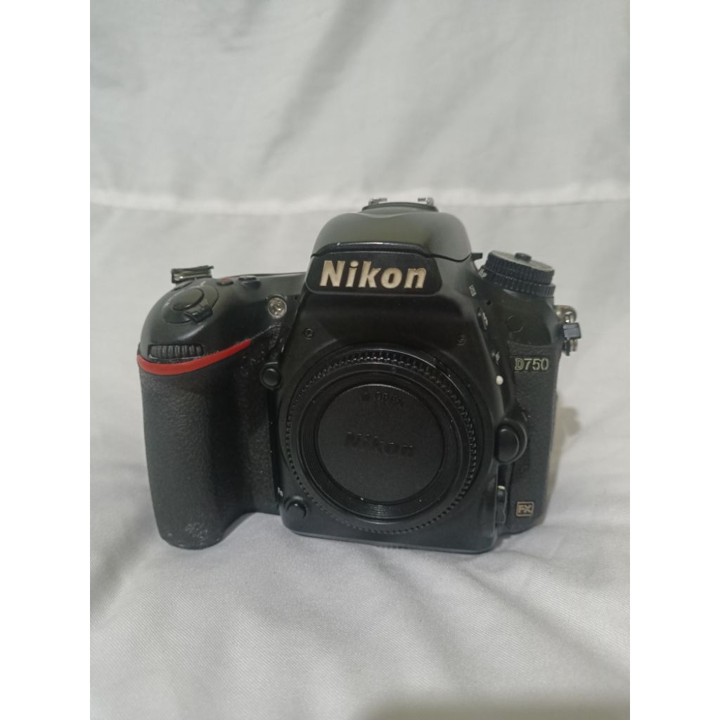 Nikon D750 Body Only Second Bergaransi