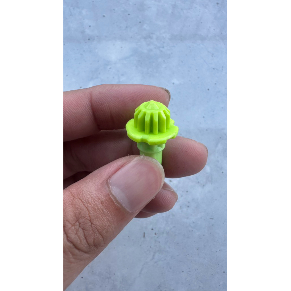 BIT UNDER NEEDLE BEYBLADE X TAKARA TOMY