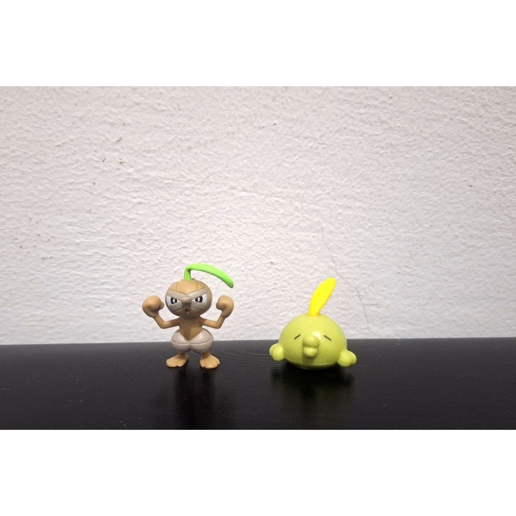 Pokemon Get Collection Nuzleaf & Gulpin