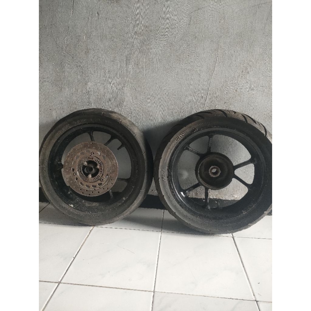 velg depan belakang aerox original
