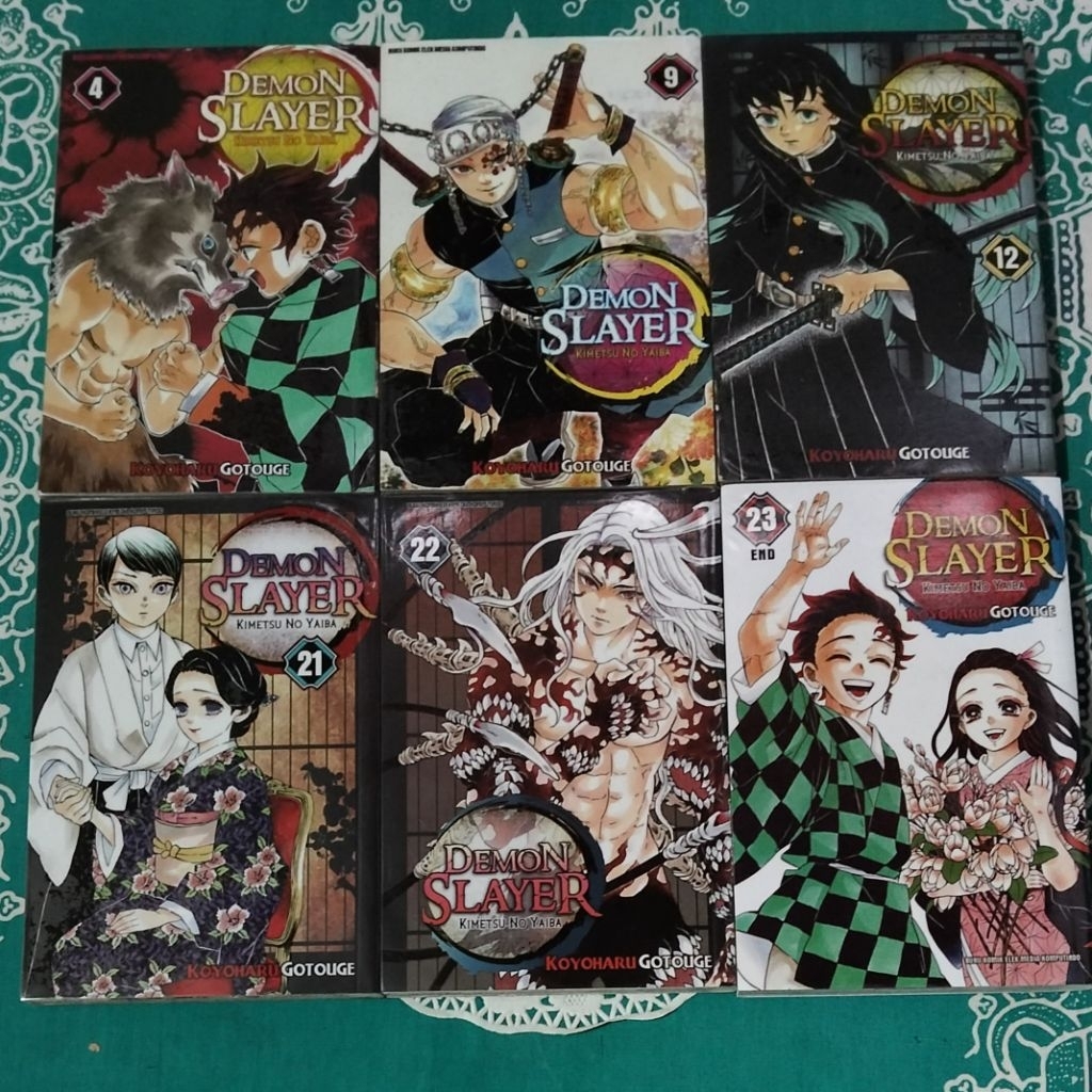 Komik bekas Demon Slayer nomor random~ Kimetsu no Yaiba~ Koyuharu Gotouge