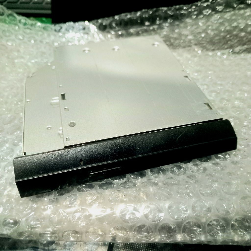 DVD ROOM LAPTOP HP1000