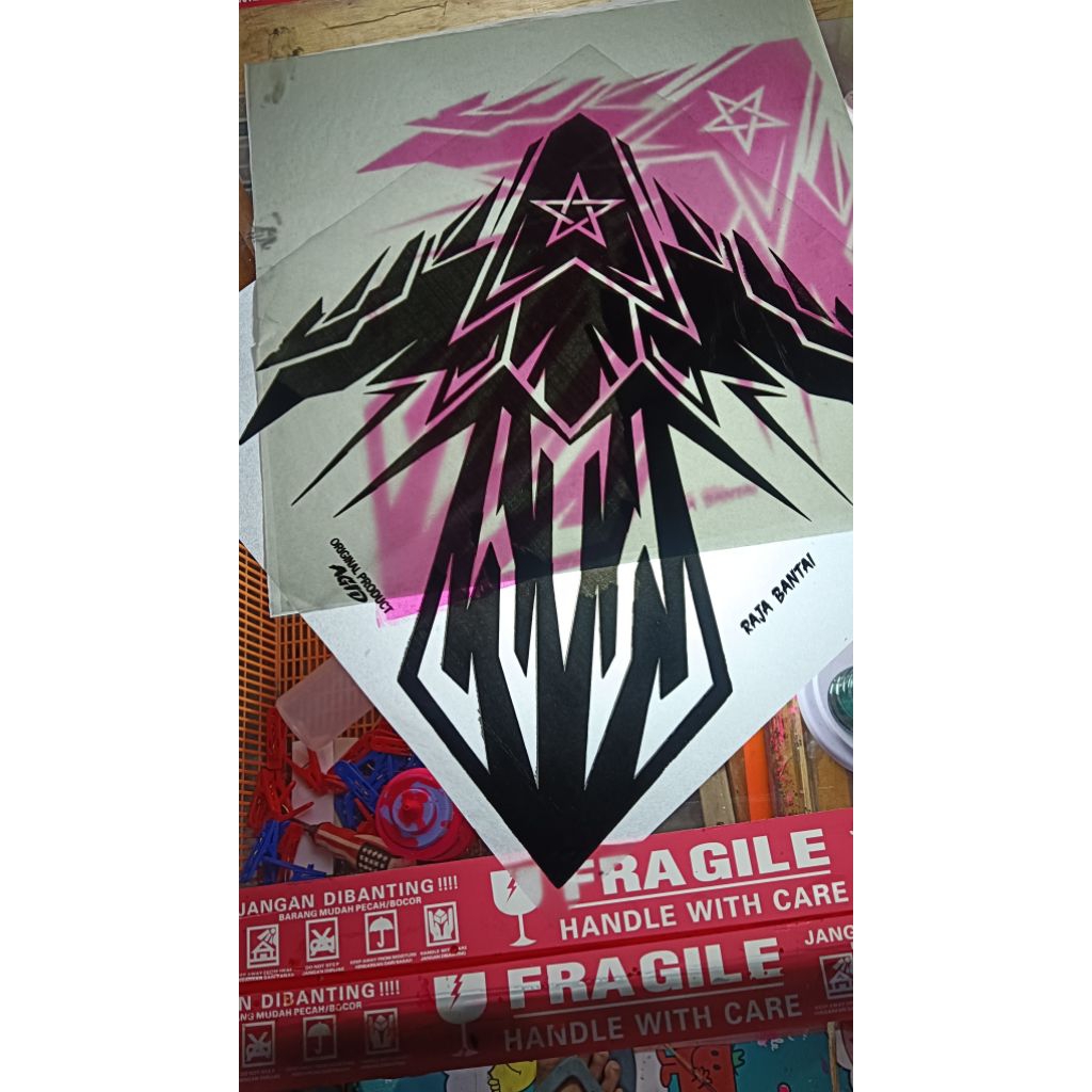 kertas layangan Sukhoi warna hitam 1 motif