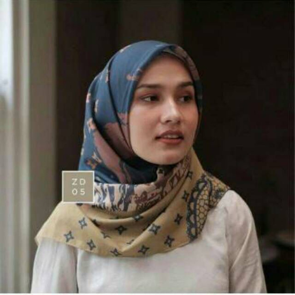 hijab zytadelia preloved