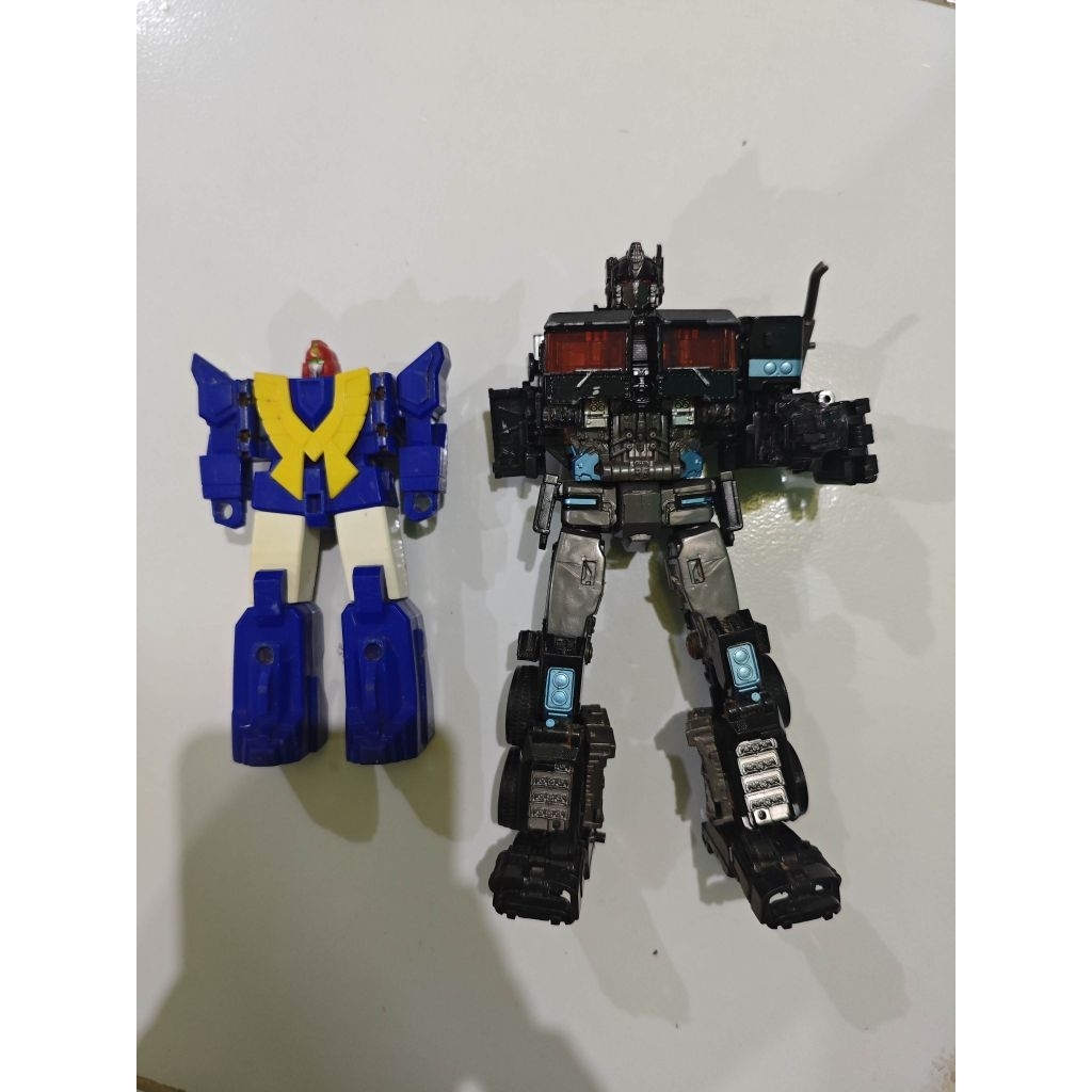 junk transformer optimus prime hitam harga 2 pcs