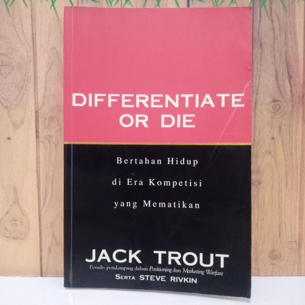 Buku Differentiate or Die - Jack Trout & Steve Rivkin Original buku bisnis pengembangan diri enterpr