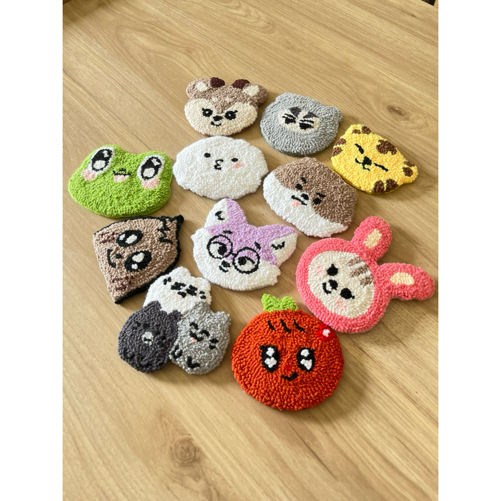 [Ready] Tatakan Gelas Handmade / Tatakan Gelas K-Pop / Tatakan Gelas Miniteen / Punchneedle Coaster 