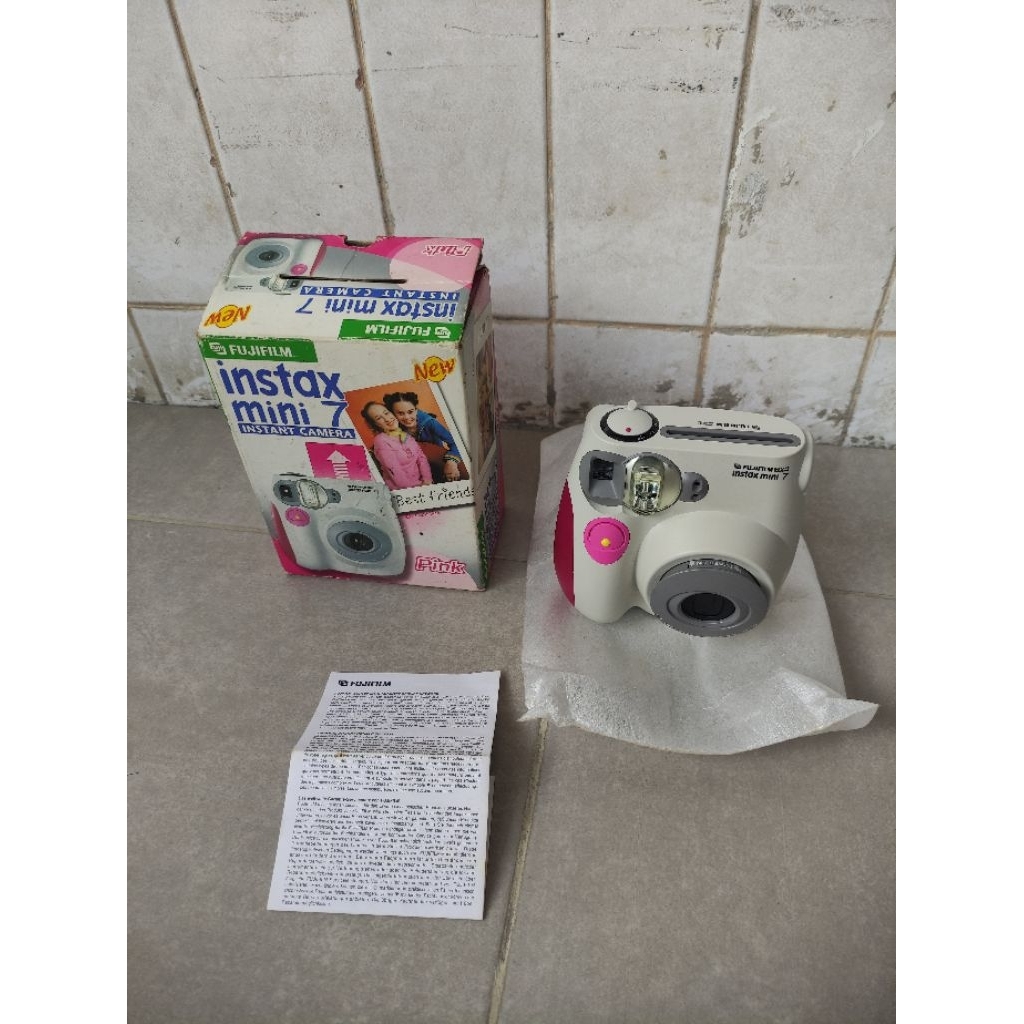 Kamera polaroid Fuji Instax mini 7 kondisi off gak fungsi kamera digital analog